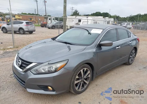 2016 Nissan Altima 2.5 Sr z USA, uszkodzony, nr VIN 1N4AL3AP2GC271651
